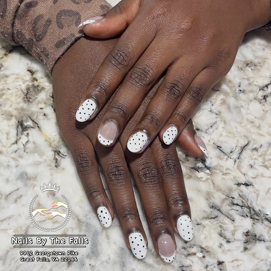 Nails By the Falls_13426